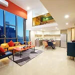 Royal Star Apartment