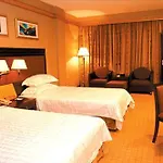 Rongwei Business Hotel