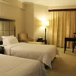 Landsman Hotel
