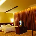 Vienna Classic Hotel Guangzhou Shaheding Metro Station