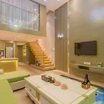 Mahattan Apartment Hesheng Branch