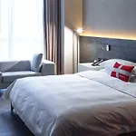 Swisstouches Guangzhou Hotel Residences