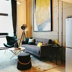 Royal Star Apartment Shamian Branch