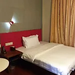 Guangzhou Junlai Hotel