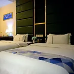 Lifu Hotel-He Dong XI Lang Station Brand