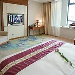 Rong Da Jiu Zhou Hotel