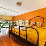 Life Is Elsewhere Gz Zhujiang New Town Loft Apartment