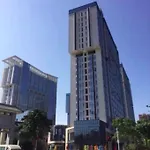 Wanlong Apartment Xiangxue Branch