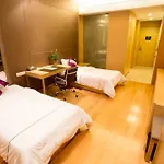 Wanlong Apartment Pazhou Branch