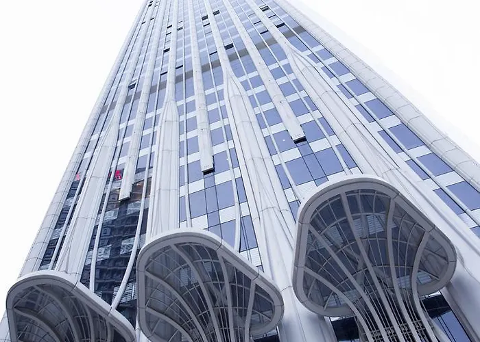 Tamrac International Apartment