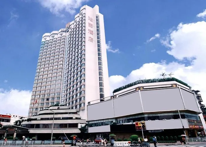 Rosedale Hotel & Suite