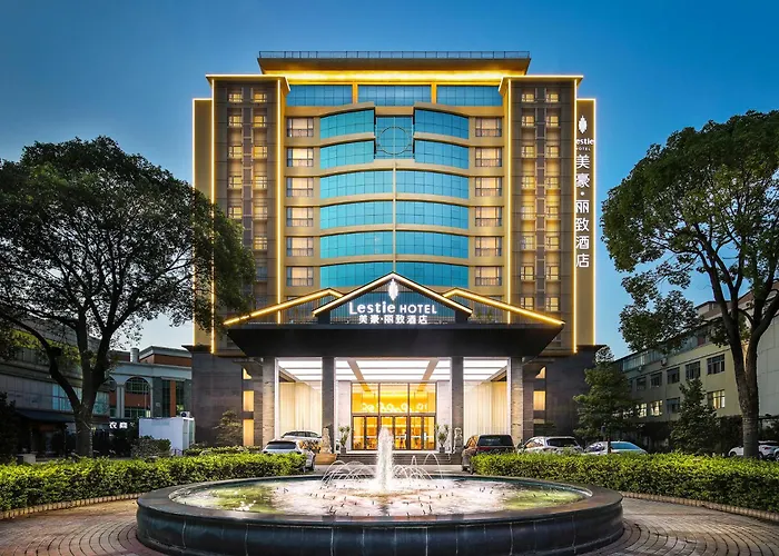 Mehood Lestie International Hotel Nancun Wanbo Metro Station Branch - Free Shuttle Bus To Canton Fair Complex During Canton Fair Period & Free Breakfast & Free Afternoon Tea & Free Midnight Snack & Free Vpn Internet Access
