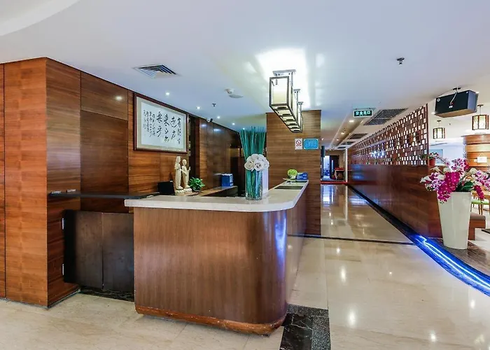 Poly Hotel