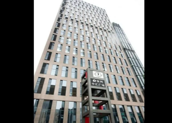 Yicheng Apartment Central Plaza