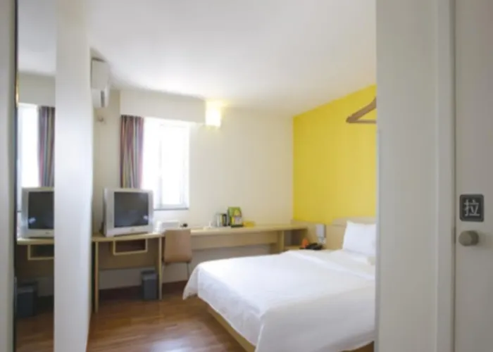 7 Days Inn Guangzhou Jiangnanxi Metro Branch