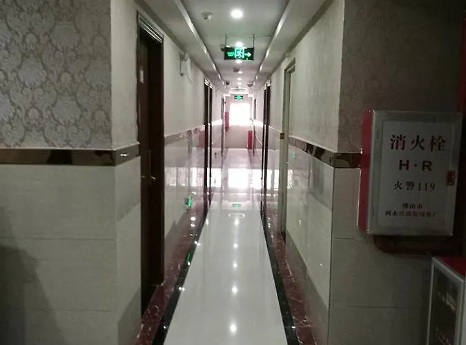 Guangzhou Five Elements Business Hotel