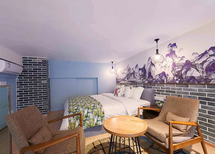 Ys Lida Square Apartment