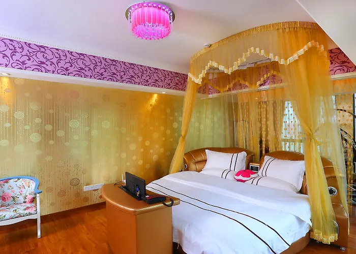 Guangzhou Easy Into The Theme Hotel
