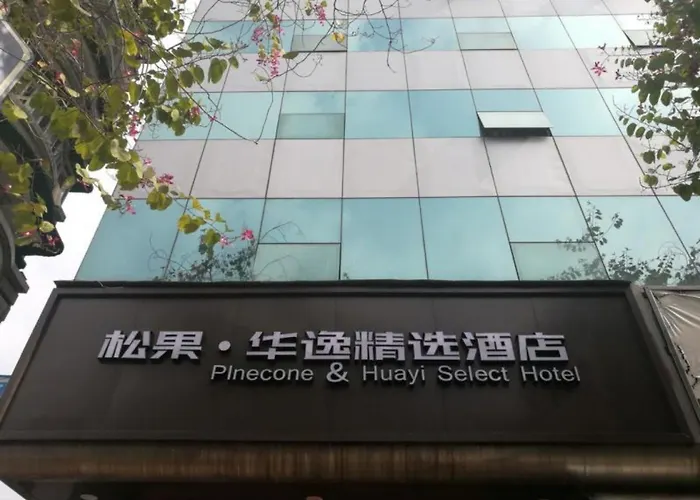 Guangzhou Pinecone & Huayi Select Hotel