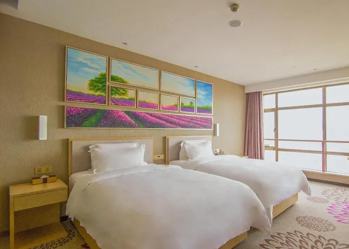 Lavande Hotels-Guangzhou Financial City Chepi Metro Station