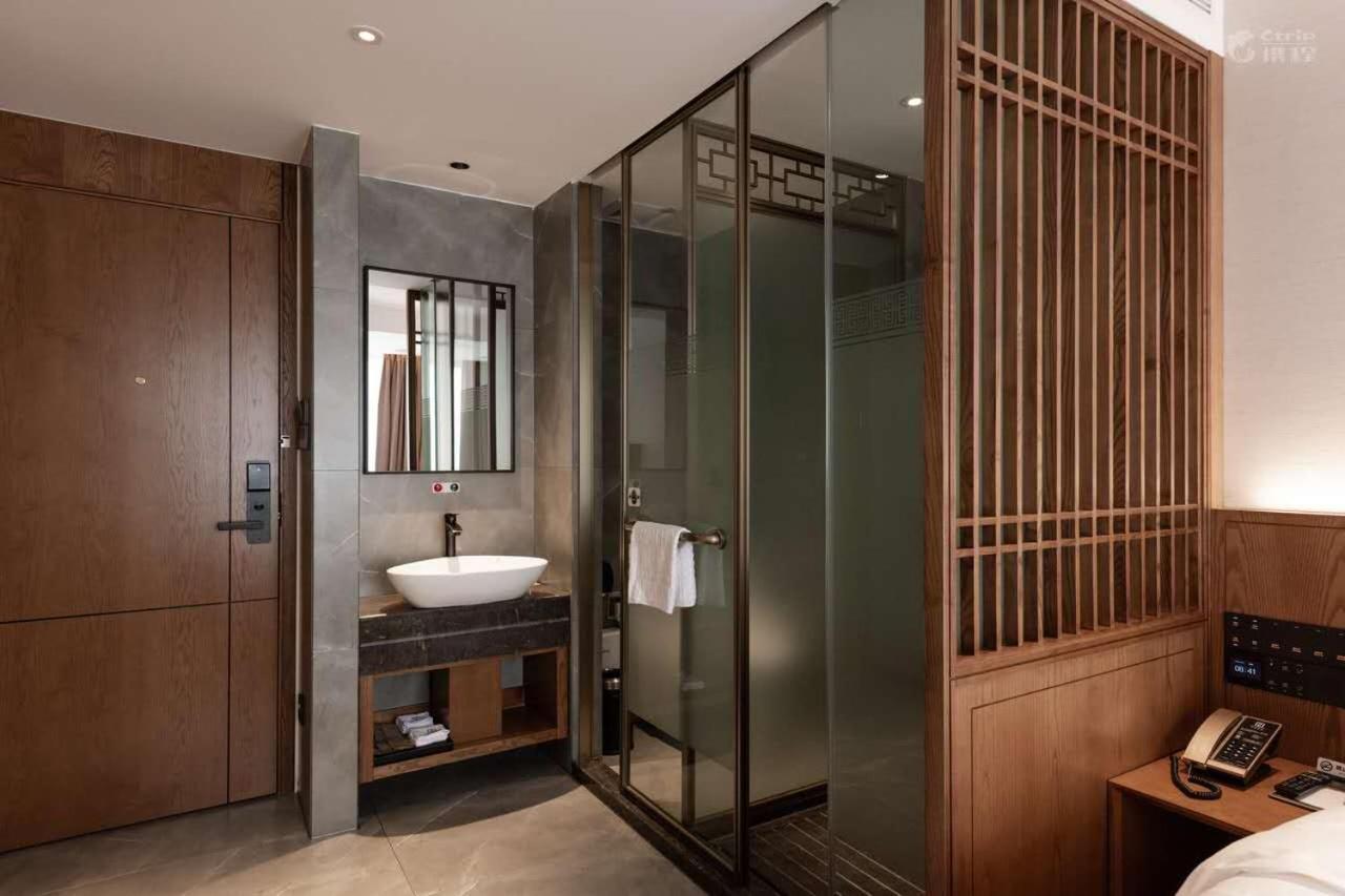 Hotel Fanyuan 5*