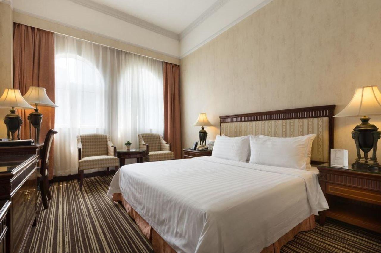 Grand Palace - Grand Management Group - Free Shuttle Bus To Fair During Fair Period