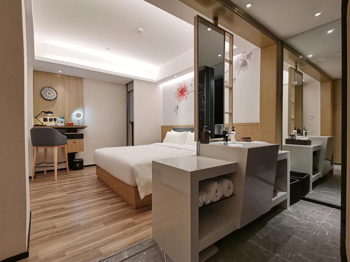 Hotel Paco Beijinglu Metro Guangzhou-free Shuttle Bus For Fair Guangzhou