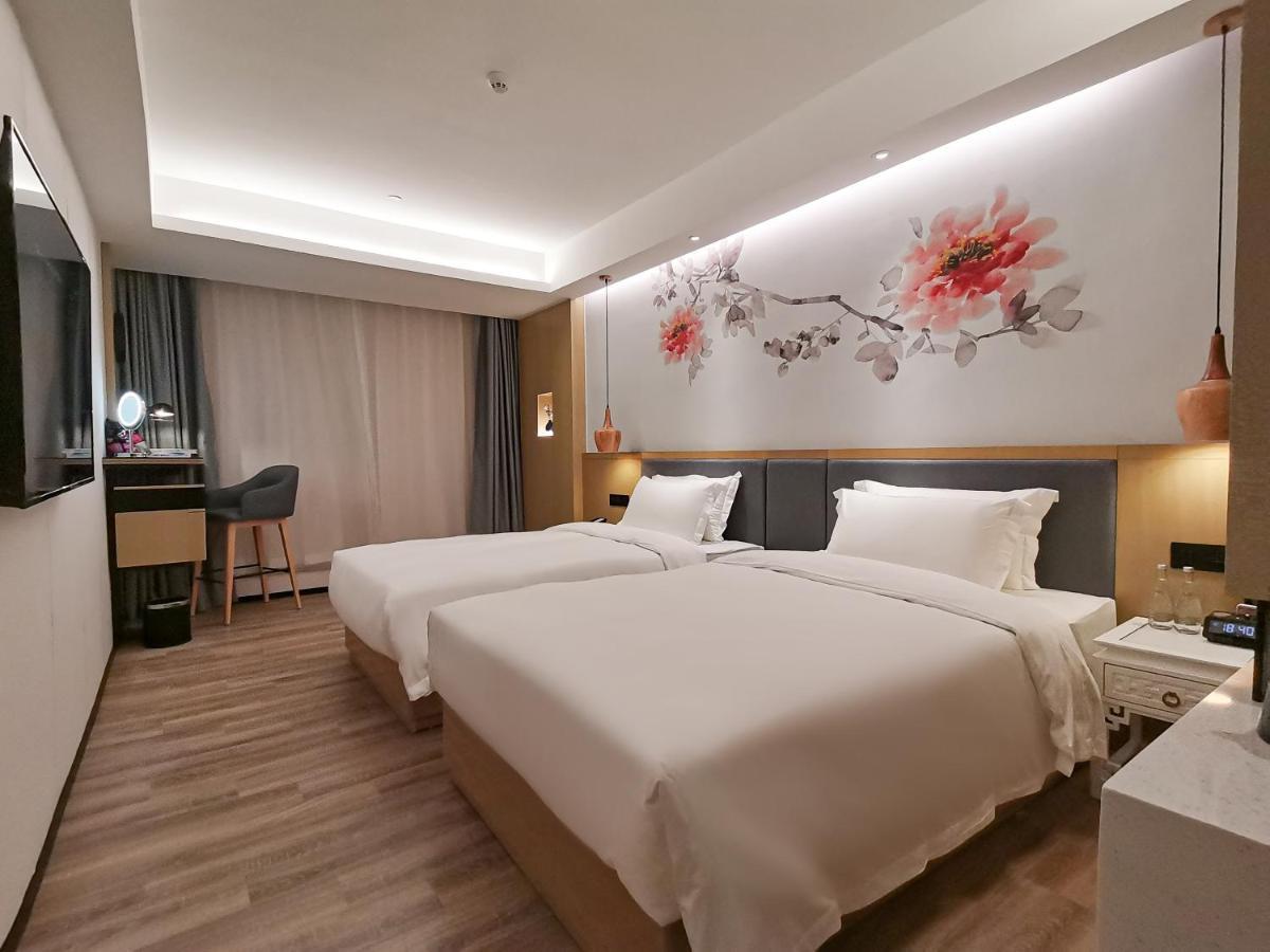Paco Beijinglu Metro Guangzhou-free Shuttle Bus For Fair Hotel Guangzhou