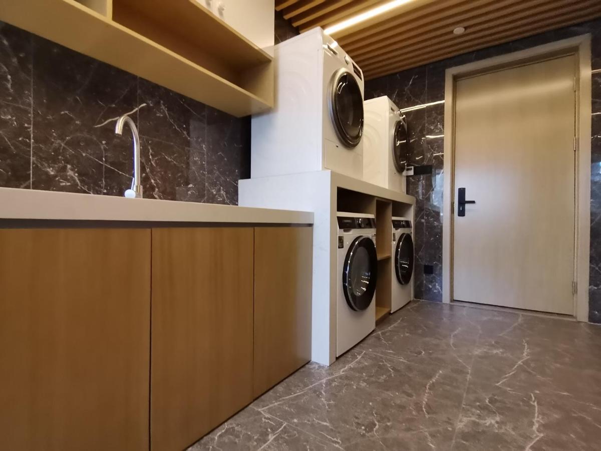 Hotel Paco Beijinglu Metro Guangzhou-free Shuttle Bus For Fair