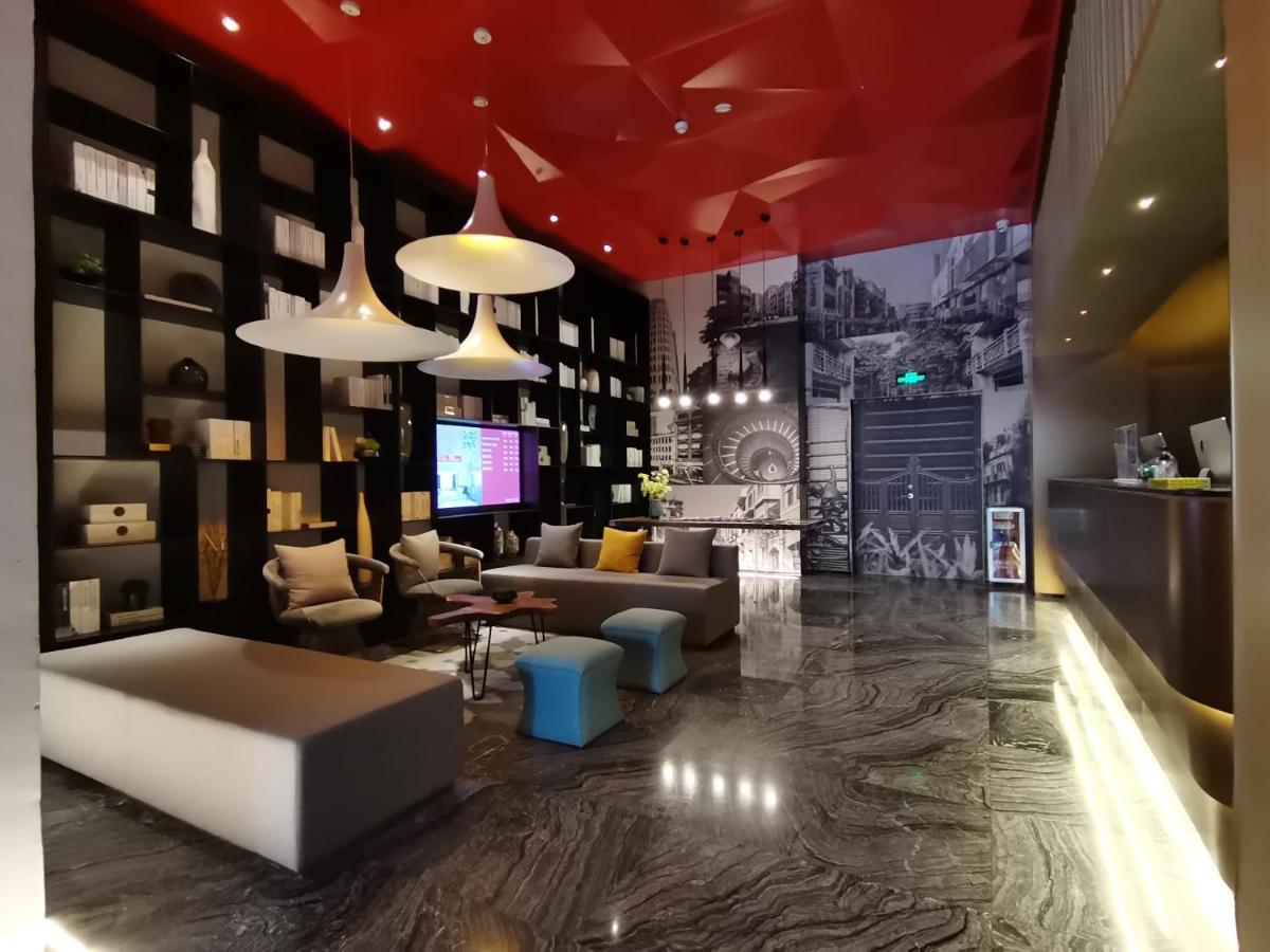 Paco Beijinglu Metro Guangzhou-free Shuttle Bus For Fair Hotel Guangzhou