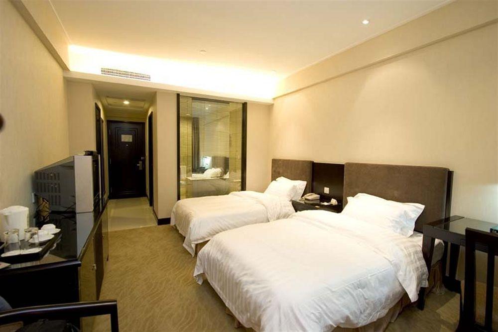 Hotel King Garden 3*