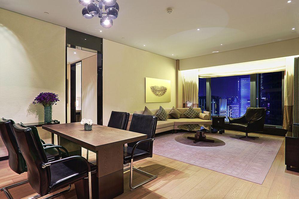 W Hotel 5*