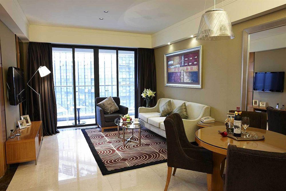 Dan Executive Zhujiang New Town-freeshuttle Bus To Cantonfair Duringcanton Fair Period 4*