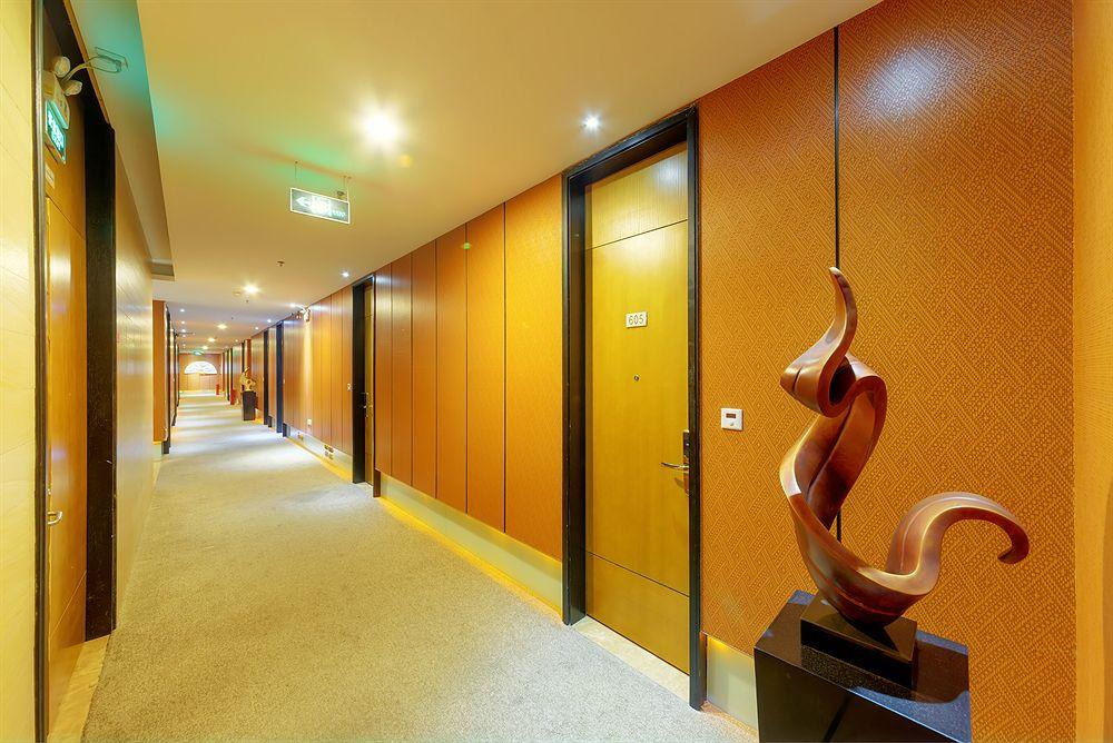 Hotel Days Hantian 4*