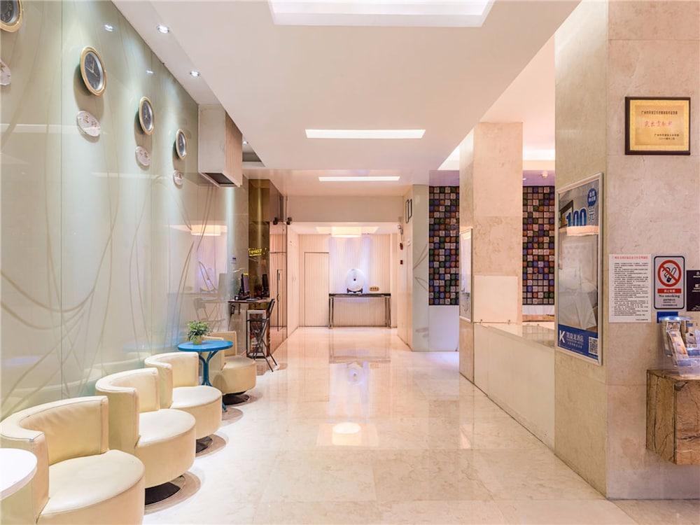 From K Huan Kai Tiyuxi Metro Station Hotel