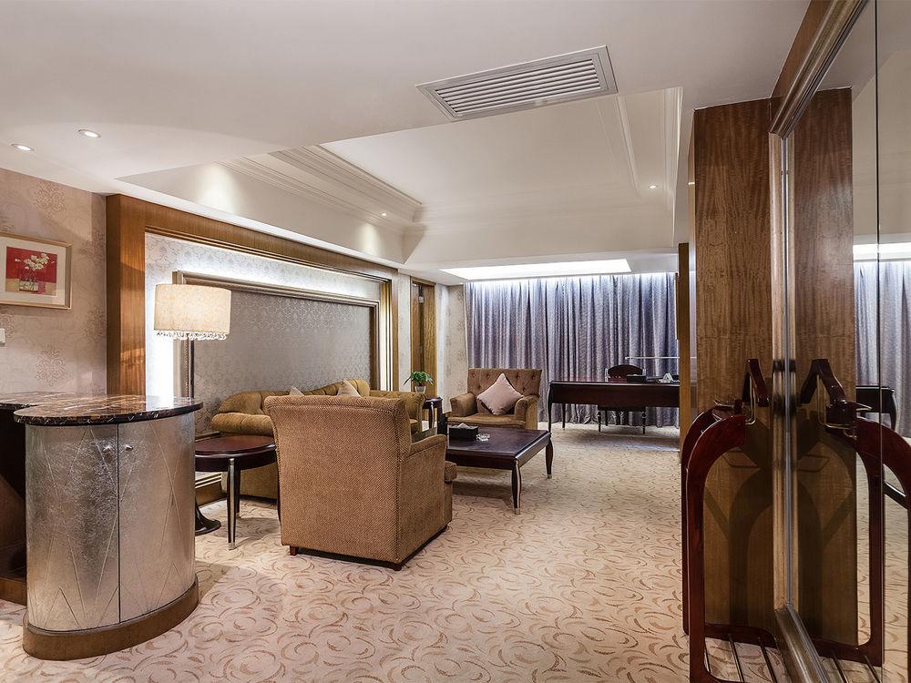 Hotel Good International Canton