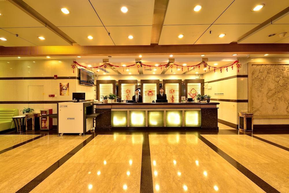 Haijun -free Fair Shuttle Bus Hotel 4*