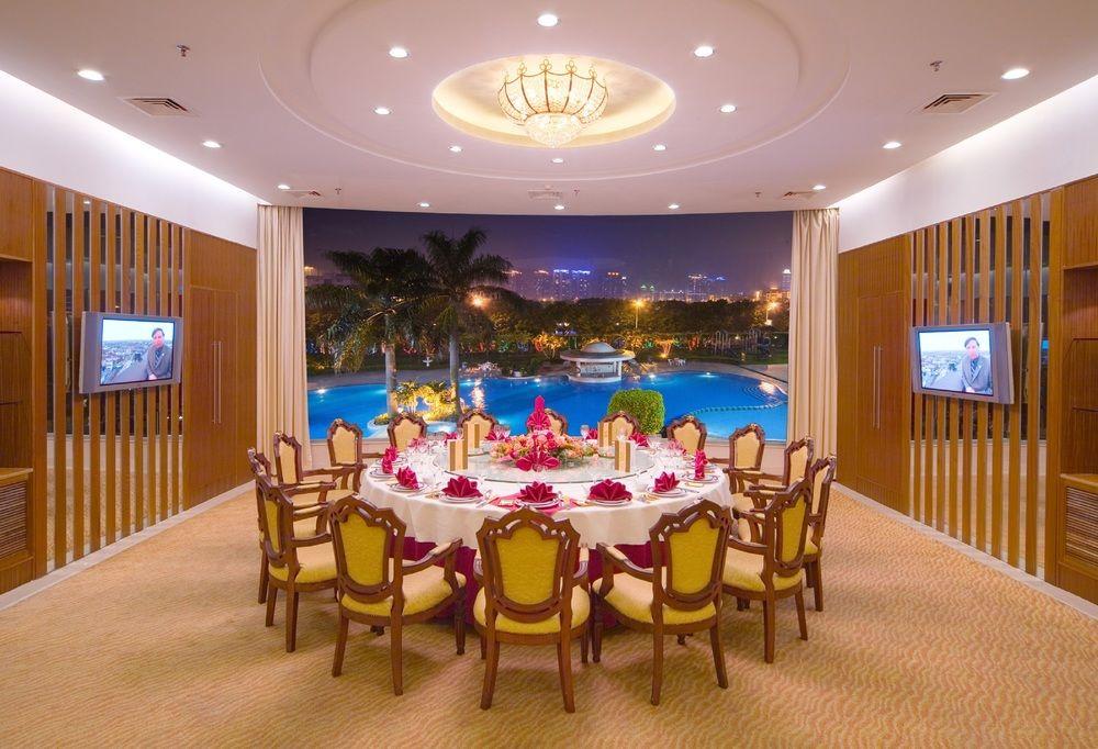 Ramada By Wyndham Pearl Guangzhou-canton Fair Free Shuttle Bus 4*