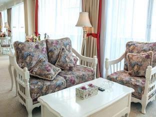 Hua Shi Hotel 4*