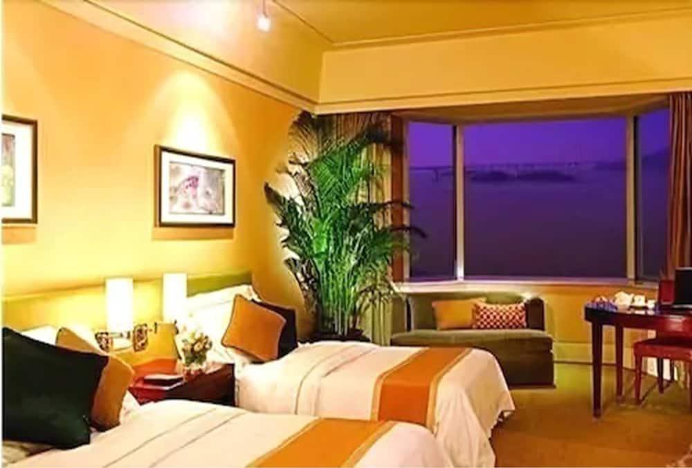 Nansha Grand Hotel 5*