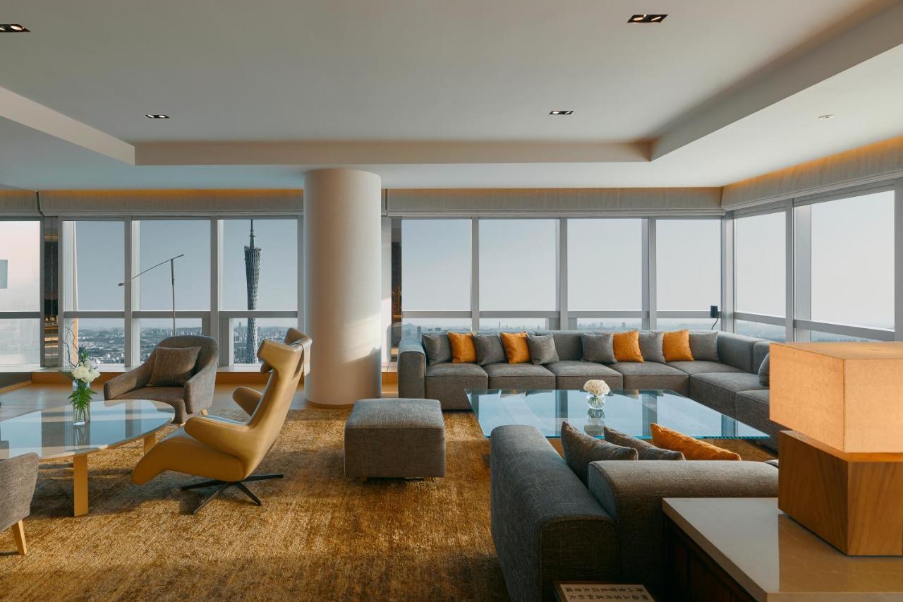 Hotel Park Hyatt - Free Shuttle Bus To Fair Complex & Overseas Buyer Registration Services During 14th Apr To 4th 5*