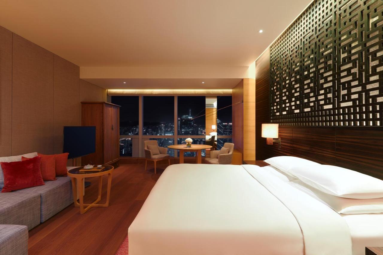 Park Hyatt - Free Shuttle Bus To Fair Complex & Overseas Buyer Registration Services During 14th Apr To 4th Hotel Guangzhou