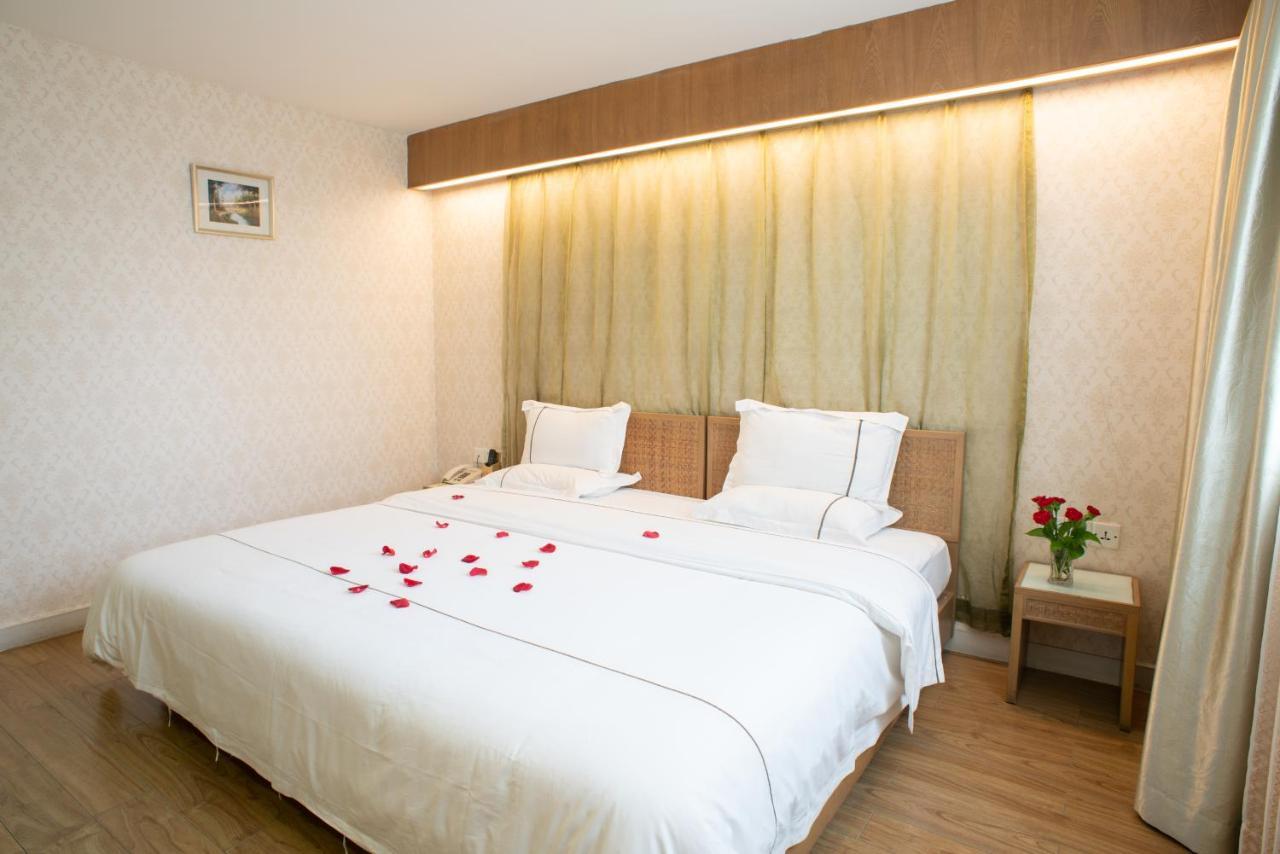 Xin Yue Xin Hotel 3*