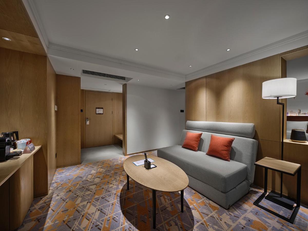 Hotel Hilton Garden Inn Guangzhou Tianhe - Free Shuttle Bus To Pazhou During Canton Fair Period And Buyers Registration Counter Available 4*