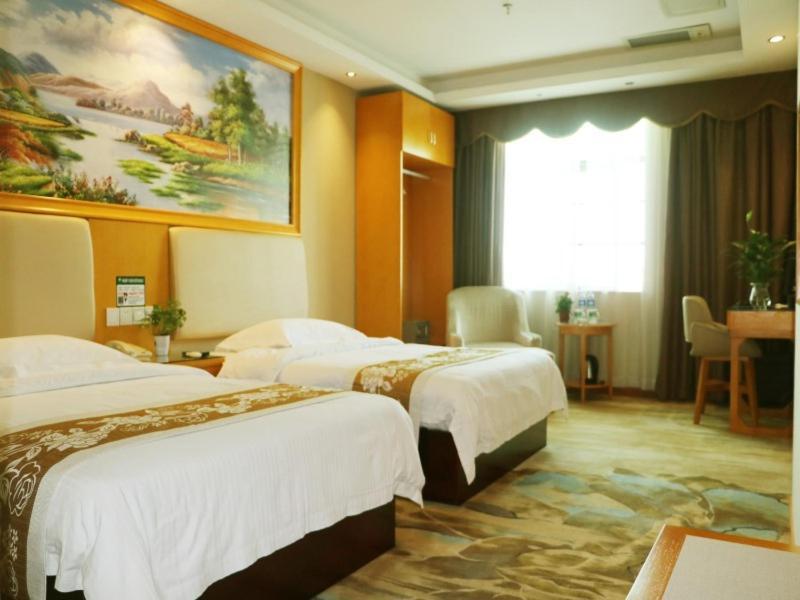 Greentree Panyu Chimelong Paradise Business Hotel