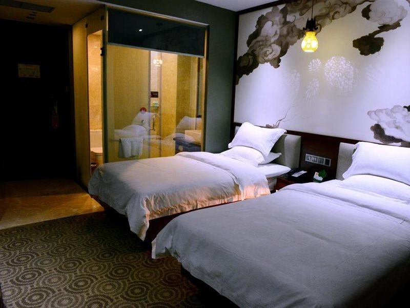 Hotel Xinghe Yuezhi S To Yuexiu Park Railway Station Subway Station -conference Centerbaima Clothing Flagship Store--reputation Preferred 3*