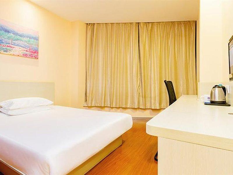 Hanting Dongpu Damalu Hotel 2*