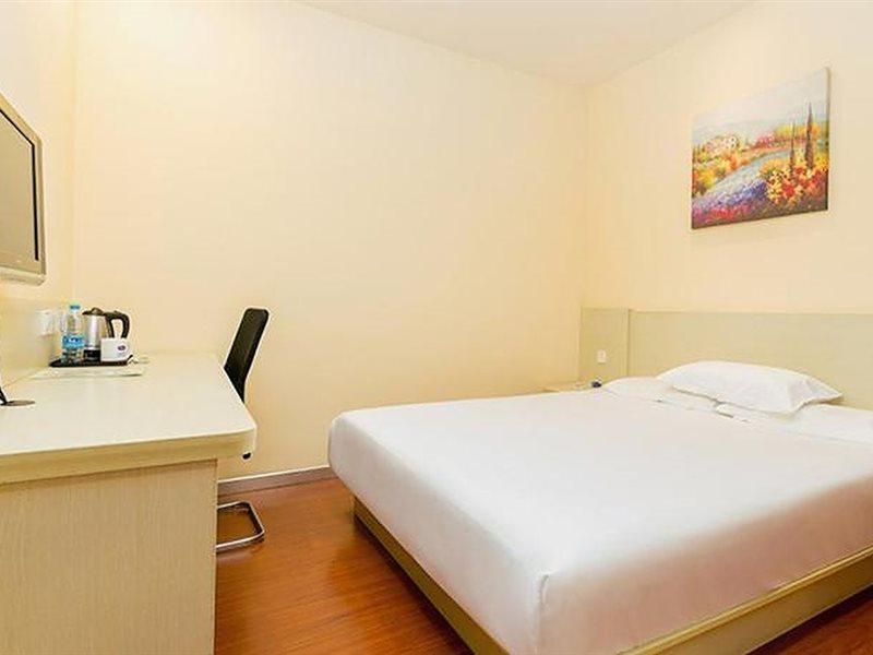 Hanting Dongpu Damalu Hotel