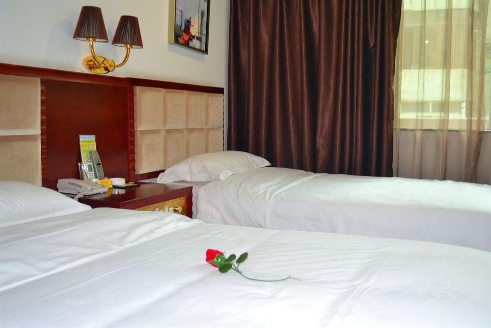 Join Shipai Qiao Metro Branch Hotel