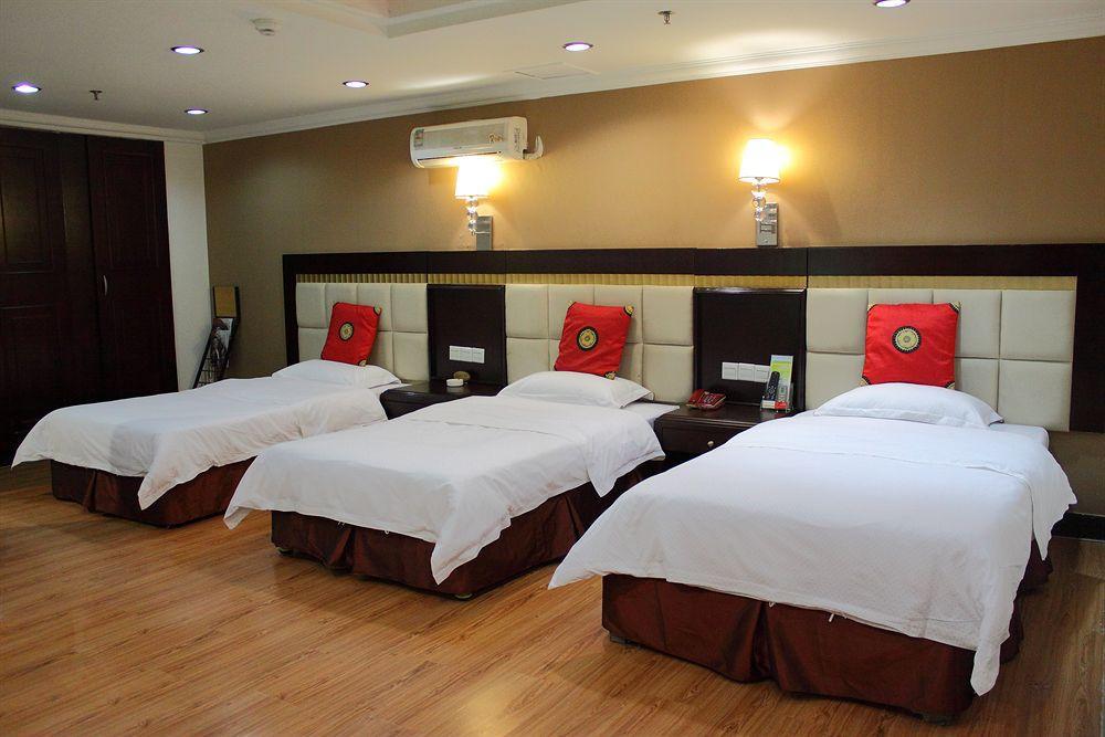 Join Shipai Qiao Metro Branch 4*